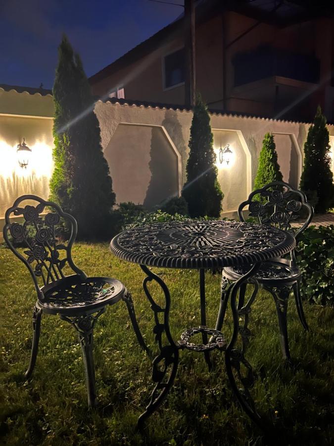 Отель Casa Manu Сибиу Экстерьер фото